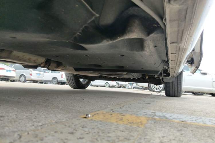 Used Buick GL8 2018 28T Luxury Model China VI Standard Left Side Sill
