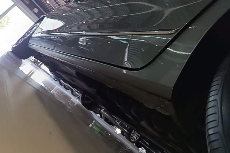 Used Buick GL8 2018 ES 28T Flagship Model China VI Standard Left Side Sill