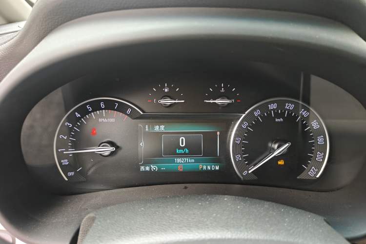 Used Buick GL8 2018 ES 28T Comfort Model China VI Standard Odometer Close Up