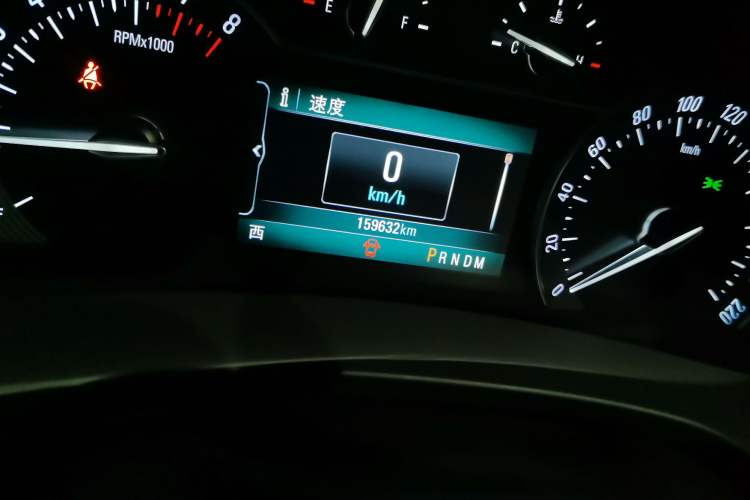 Used Buick GL8 2018 ES 28T Flagship Model China VI Standard Odometer Close Up