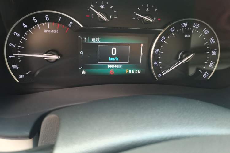 Used Buick GL8 2018 ES 28T Comfort Model China VI Standard Odometer Close Up