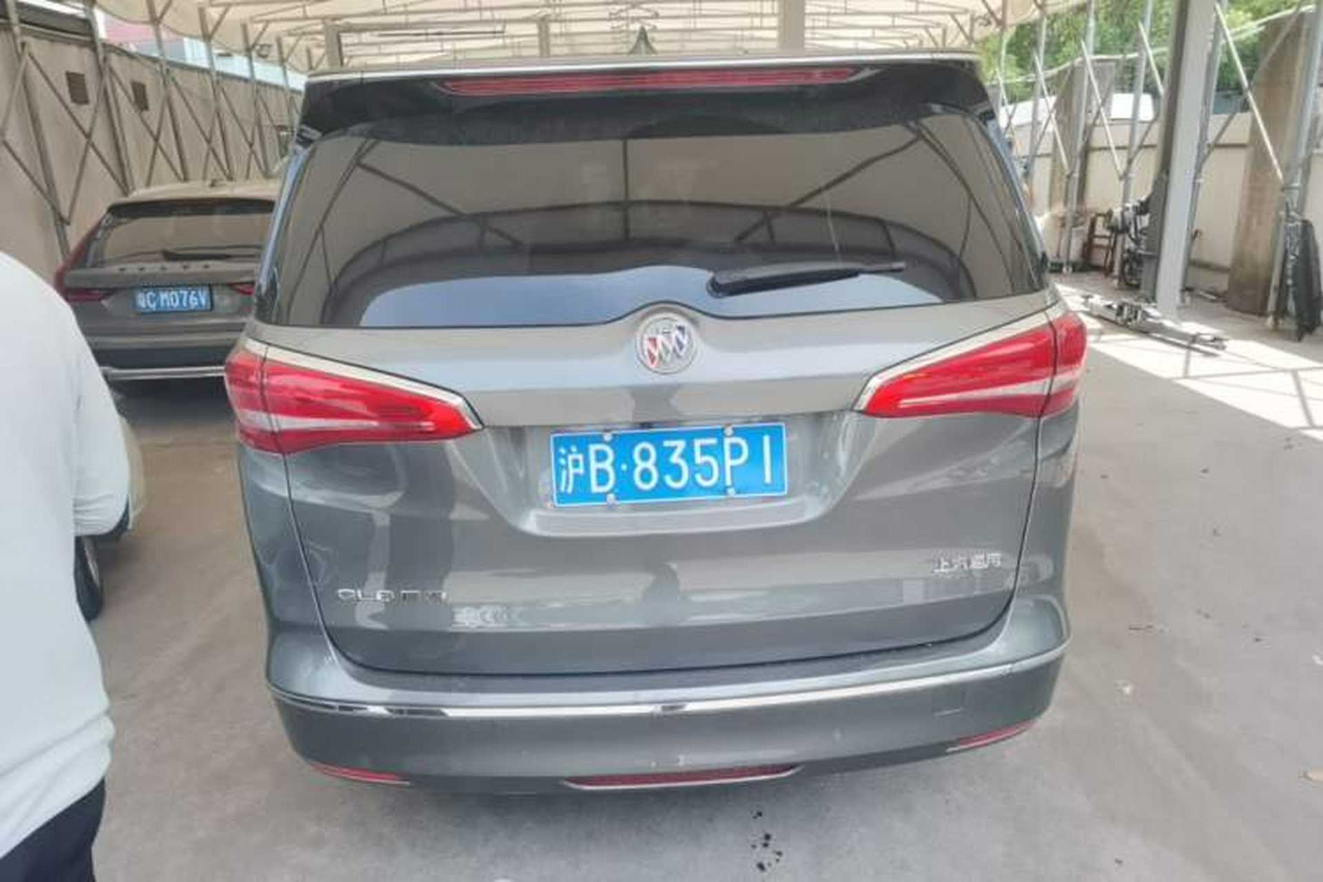 Used Buick GL8 2018 ES 28T Luxury Model China VI Standard Rear
