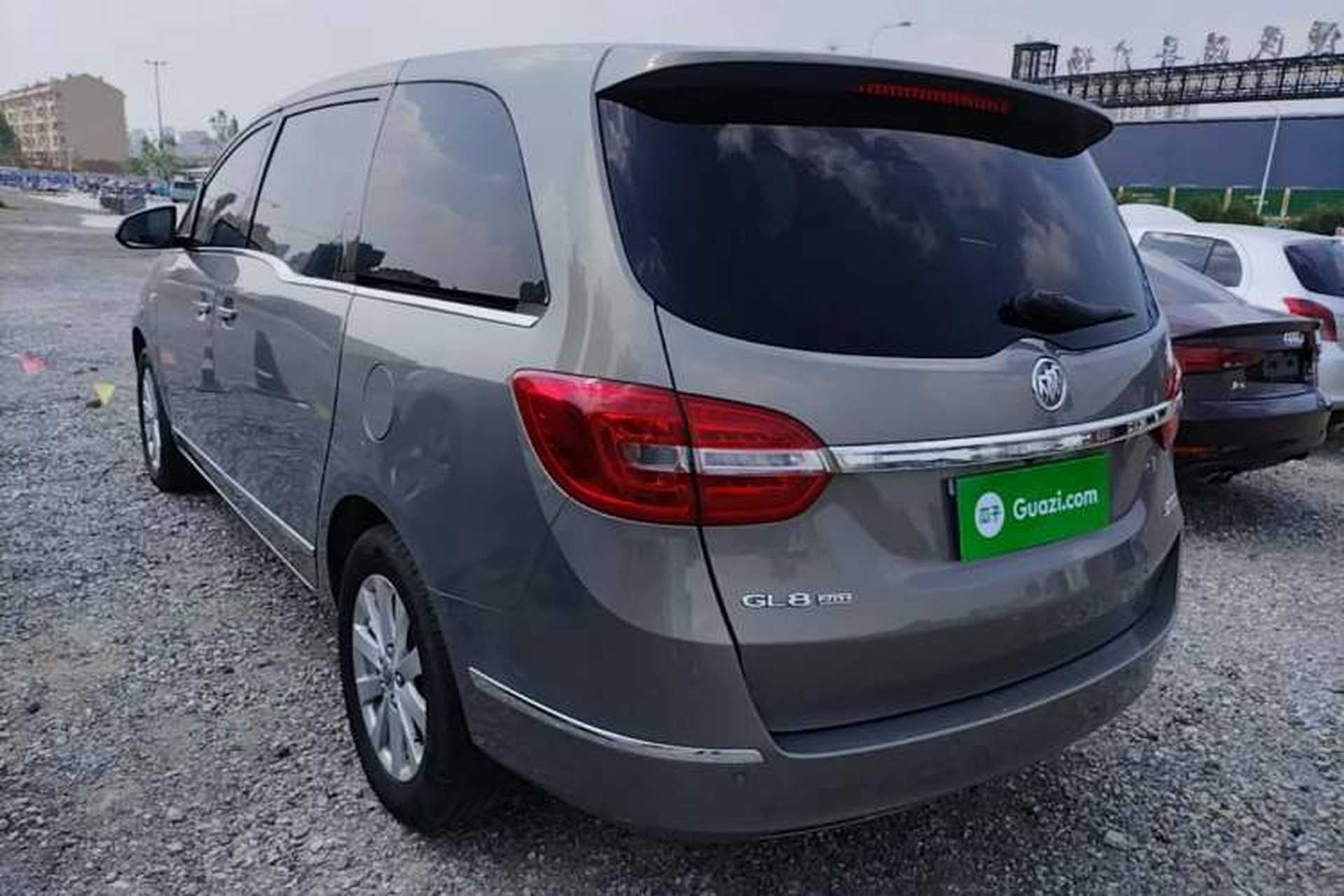 Used Buick GL8 2018 28T Luxury Model China VI Standard Rear Left 45 Deg
