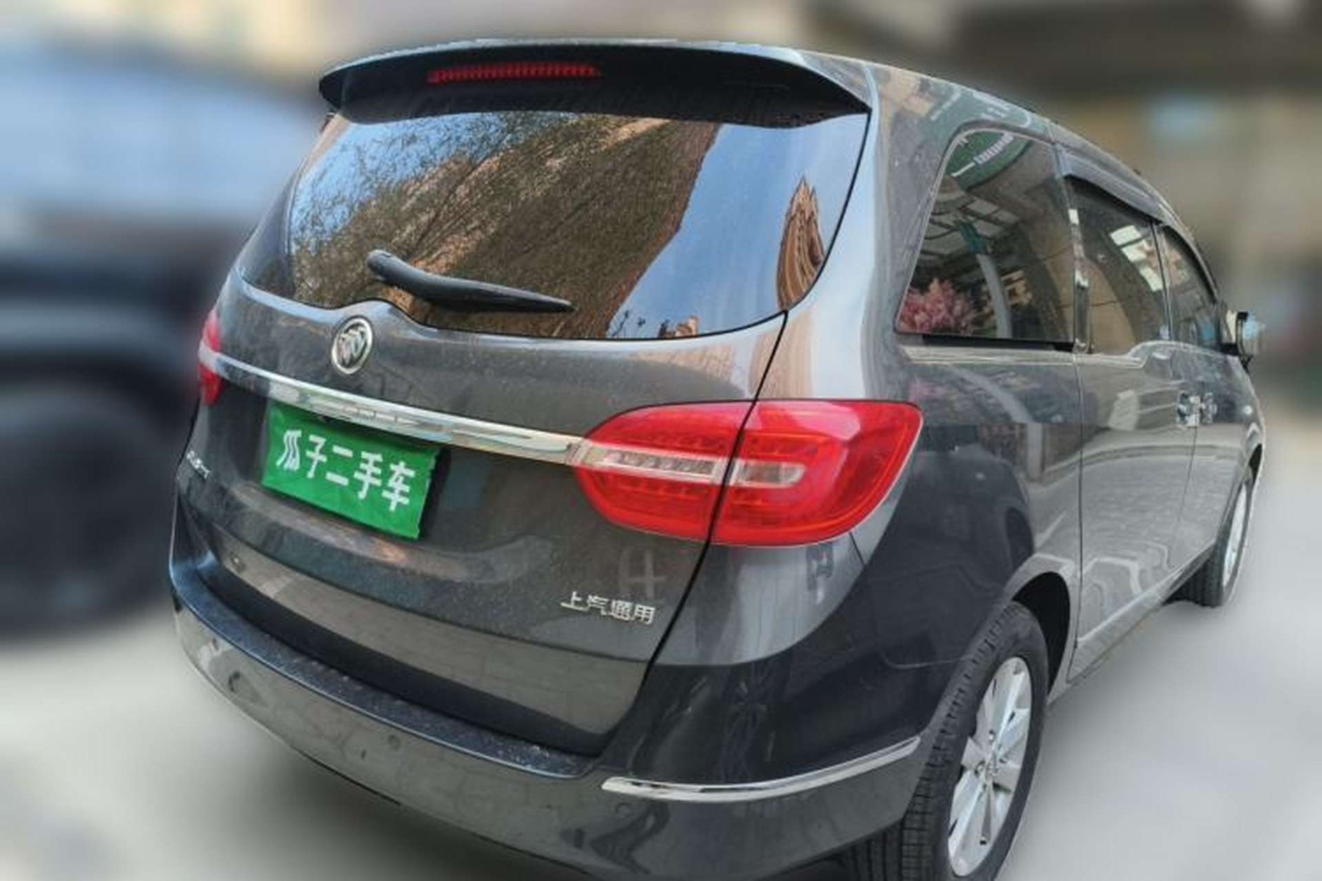 Used Buick GL8 2018 28T Luxury Model China VI Standard Rear Right 45 Deg