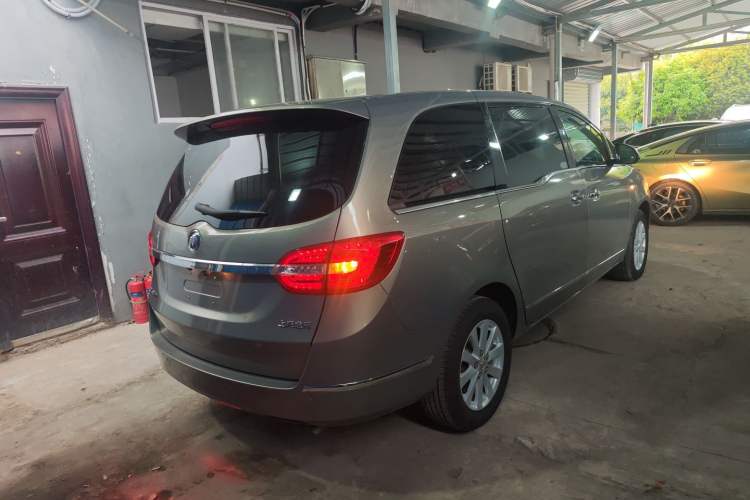 Used Buick GL8 2018 28T Luxury Model China VI Standard Rear Right 45 Deg