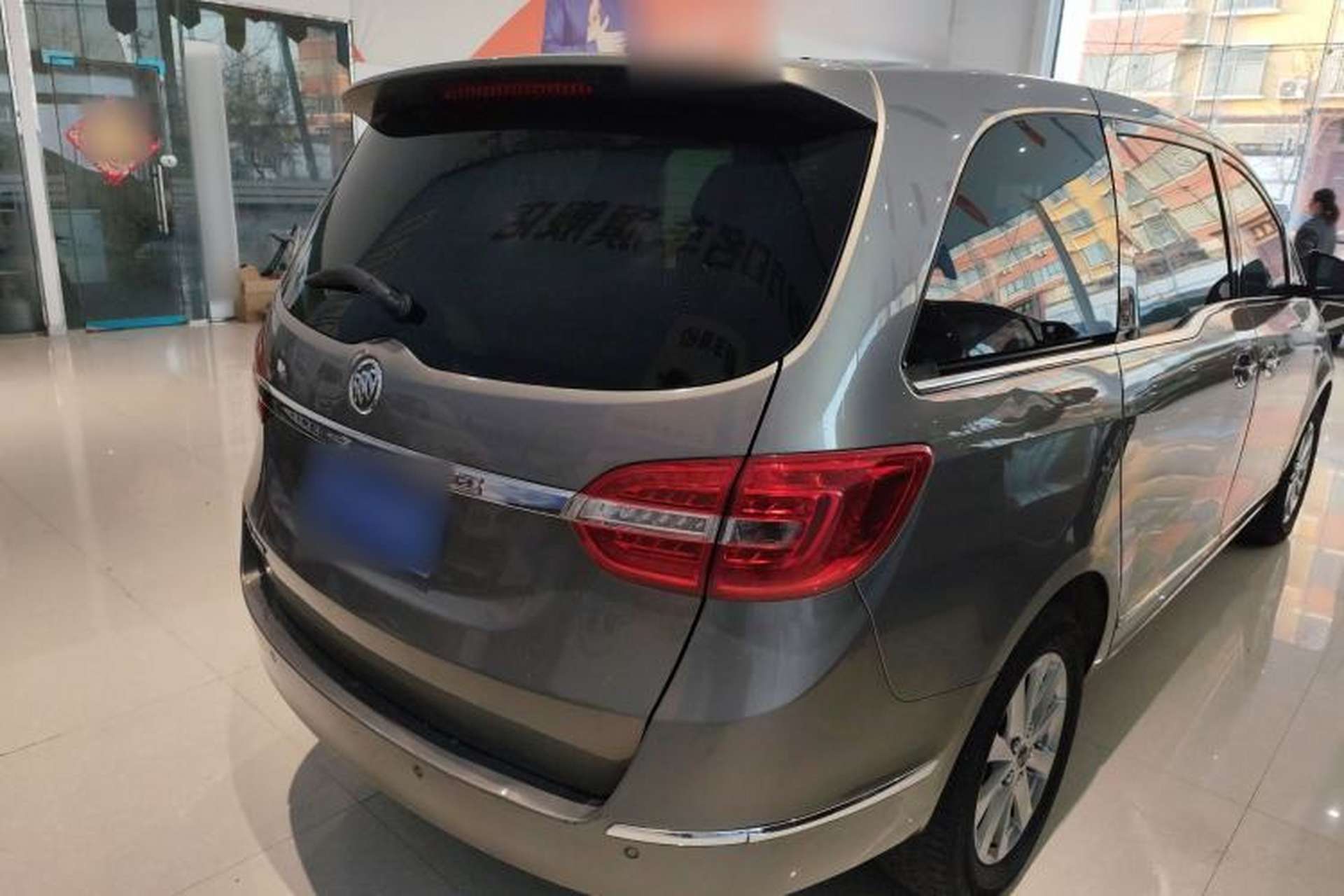 Used Buick GL8 2018 28T Luxury Model China VI Standard Rear Right 45 Deg