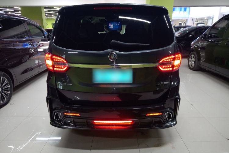 Used Buick GL8 2018 28T Luxury Model China VI Standard Rear