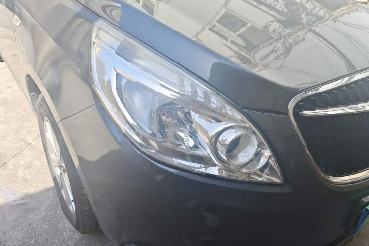 Used Buick GL8 2018 28T Luxury Model China VI Standard Right Front Headlight