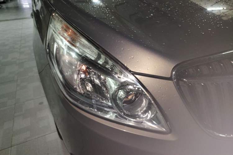 Used Buick GL8 2018 28T Luxury Model China VI Standard Right Front Headlight