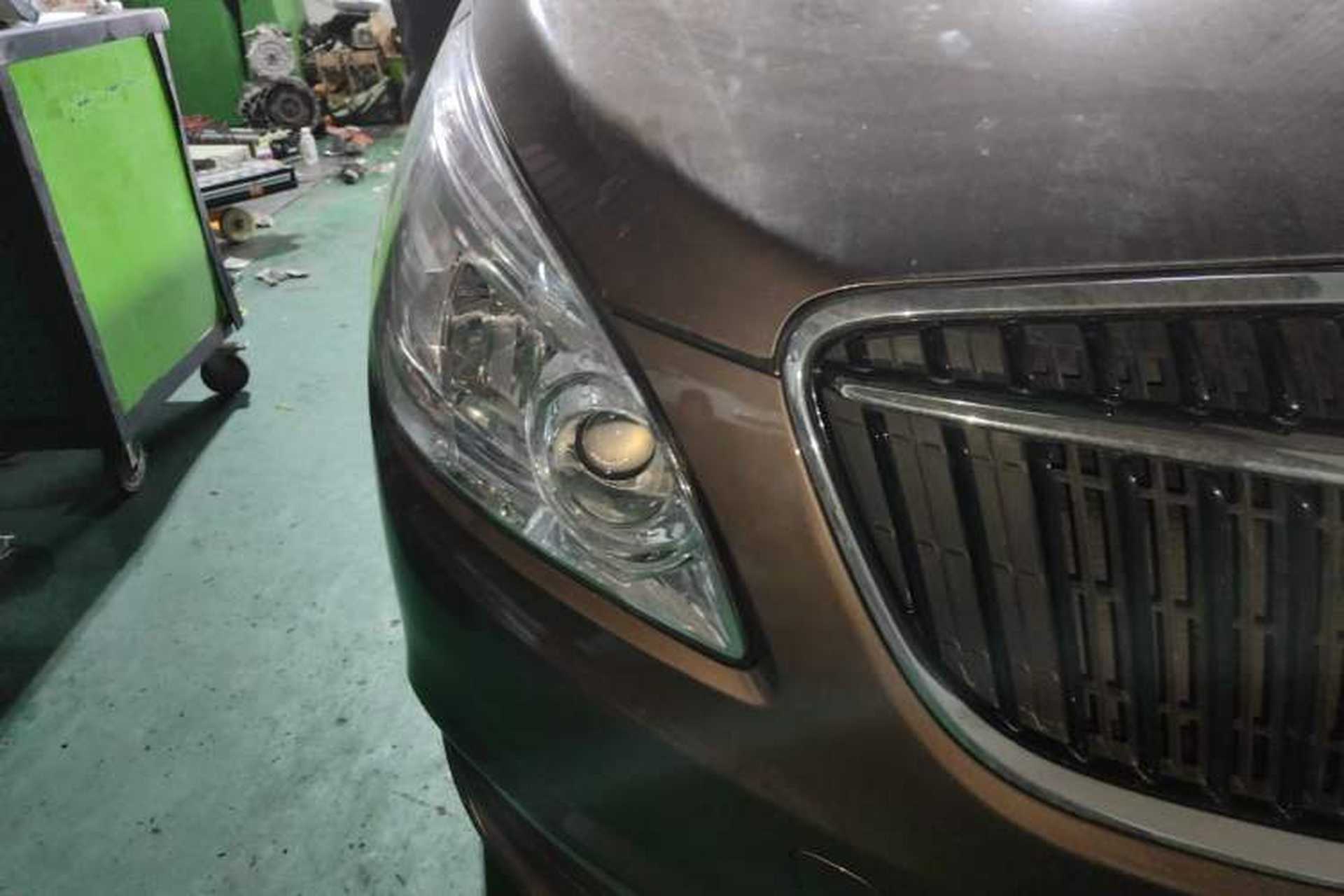Used Buick GL8 2018 28T Luxury Model China VI Standard Right Front Headlight