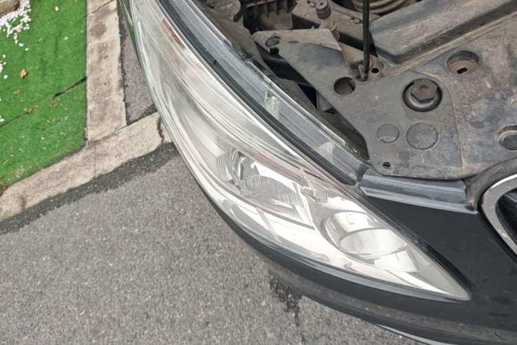 Used Buick GL8 2018 28T Comfort Model China VI Standard Right Front Headlight