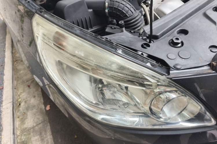Used Buick GL8 2018 28T Luxury Model China VI Standard Right Front Headlight
