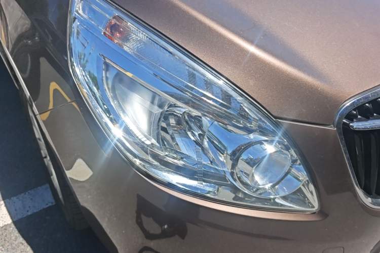 Used Buick GL8 2018 28T Luxury Model China VI Standard Right Front Headlight