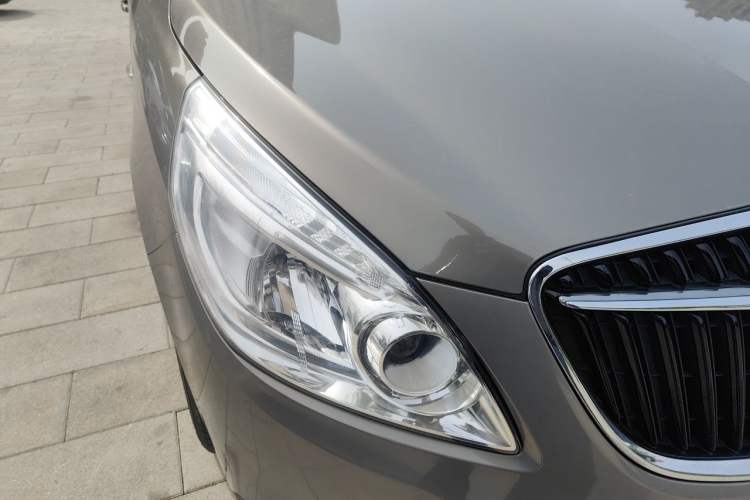 Used Buick GL8 2018 28T Luxury Model China VI Standard Right Front Headlight