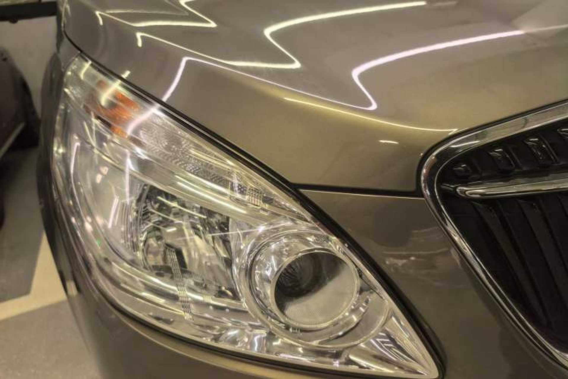 Used Buick GL8 2018 28T Comfort Model China VI Standard Right Front Headlight