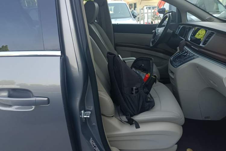 Used Buick GL8 2018 28T Comfort Model China VI Standard Right Front Seat