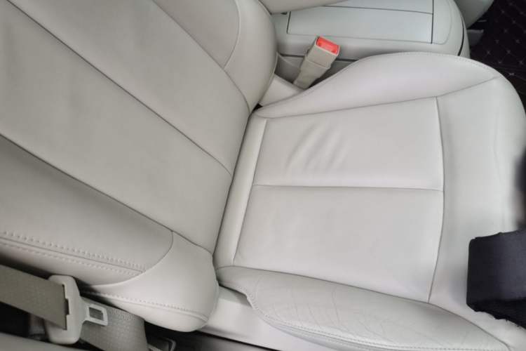 Used Buick GL8 2018 28T Luxury Model China VI Standard Right Front Seat