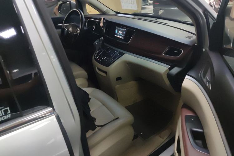 Used Buick GL8 2018 28T Luxury Model China VI Standard Right Front Seat