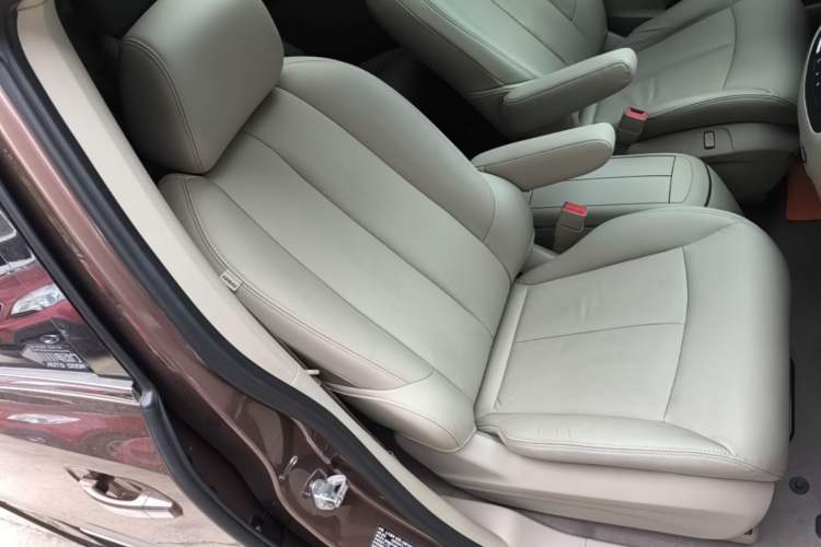 Used Buick GL8 2018 28T Luxury Model China VI Standard Right Front Seat