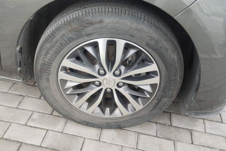 Used Buick GL8 2018 ES 28T Luxury Model China VI Standard Right Front Wheel Hub