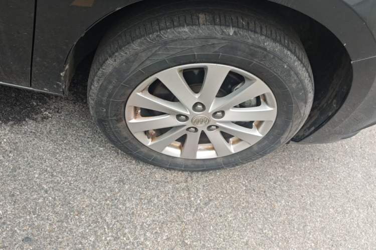 Used Buick GL8 2018 28T Comfort Model China VI Standard Right Front Wheel Hub