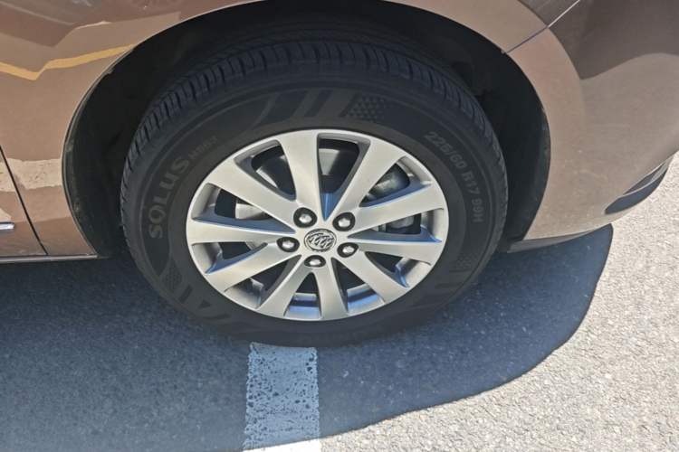 Used Buick GL8 2018 28T Luxury Model China VI Standard Right Front Wheel Hub