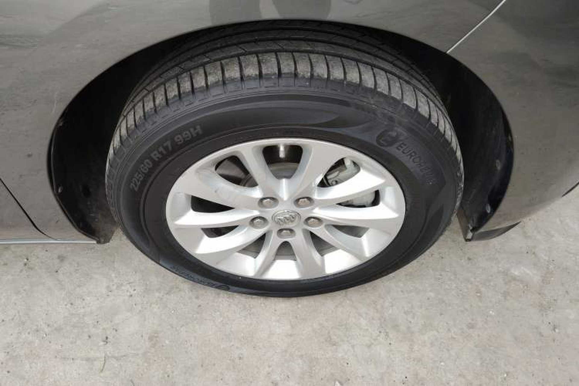 Used Buick GL8 2018 ES 28T Comfort Model China VI Standard Right Front Wheel Hub