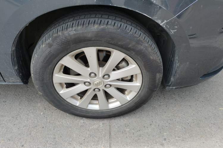 Used Buick GL8 2018 28T Luxury Model China VI Standard Right Front Wheel Hub
