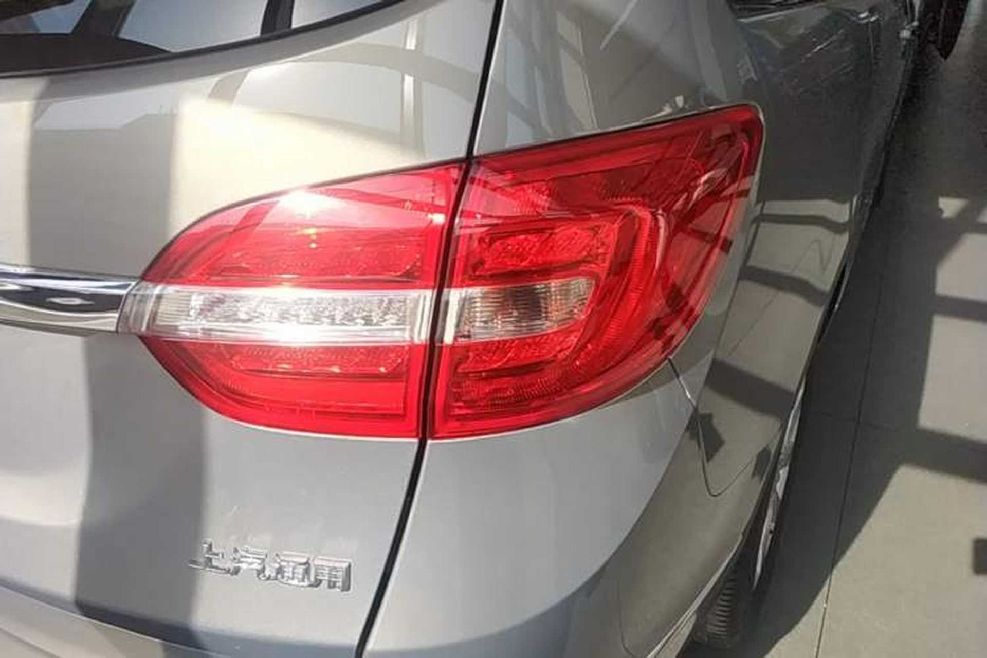 Used Buick GL8 2018 28T Luxury Model China VI Standard Right Rear Taillight