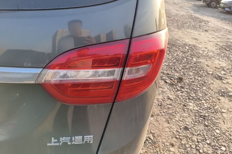 Used Buick GL8 2018 28T Prestige Version China VI Standard Right Rear Taillight