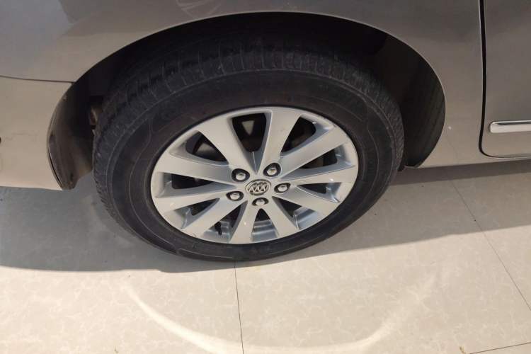 Used Buick GL8 2018 28T Luxury Model China VI Standard Right Rear Wheel Hub
