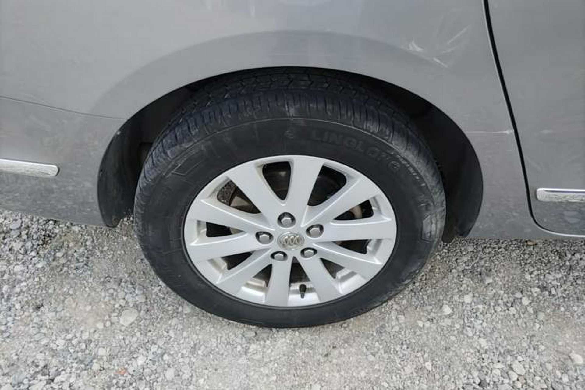 Used Buick GL8 2018 28T Luxury Model China VI Standard Right Rear Wheel Hub