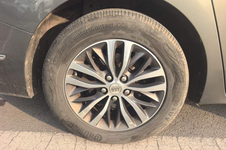 Used Buick GL8 2018 ES 28T Luxury Model China VI Standard Right Rear Wheel Hub