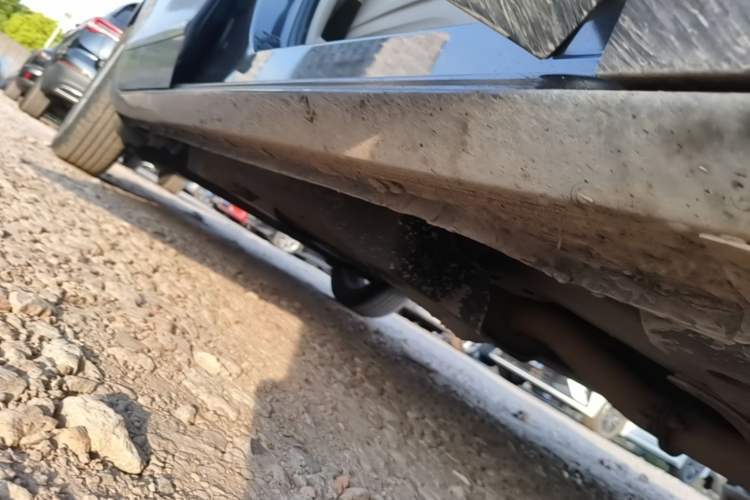 Used Buick GL8 2018 28T Prestige Version China VI Standard Right Side Sill