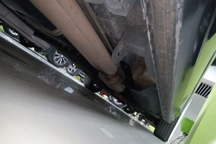 Used Buick GL8 2018 28T Luxury Model China VI Standard Right Side Sill
