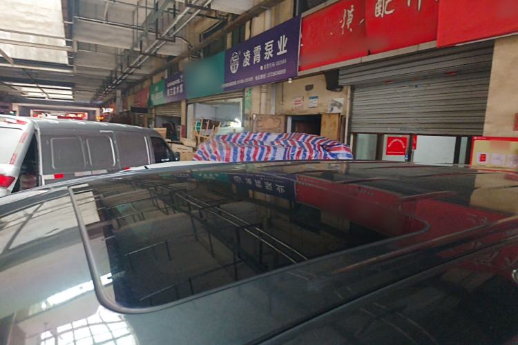 Used Buick GL8 2018 28T Luxury Model China VI Standard Roof