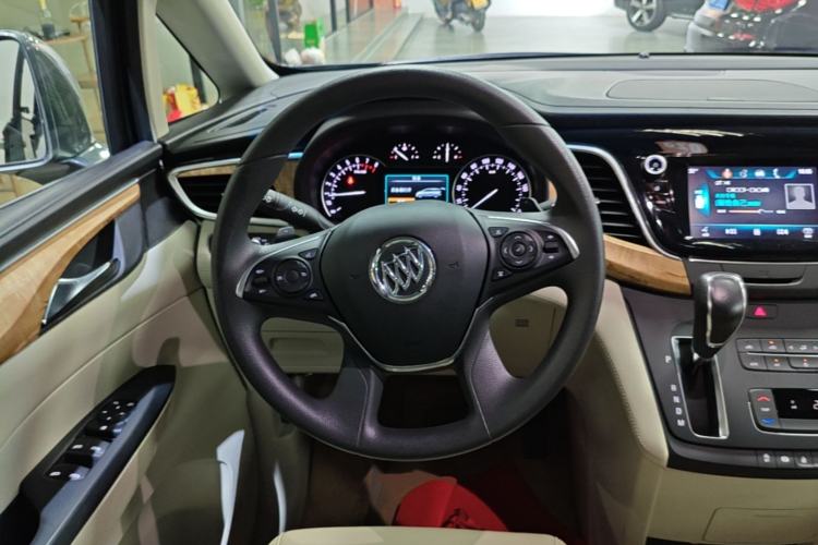 Used Buick GL8 2018 ES 28T Comfort Model China VI Standard Steering Wheel