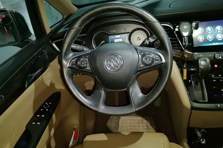 Used Buick GL8 2018 ES 28T Flagship Model China VI Standard Steering Wheel