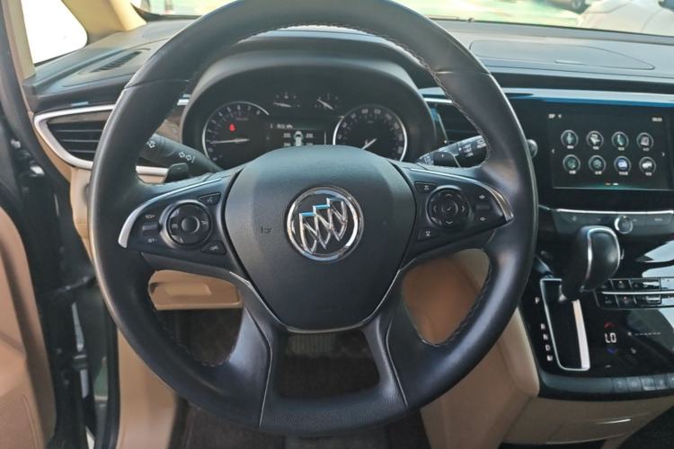 Used Buick GL8 2018 ES 28T Luxury Model China VI Standard Steering Wheel