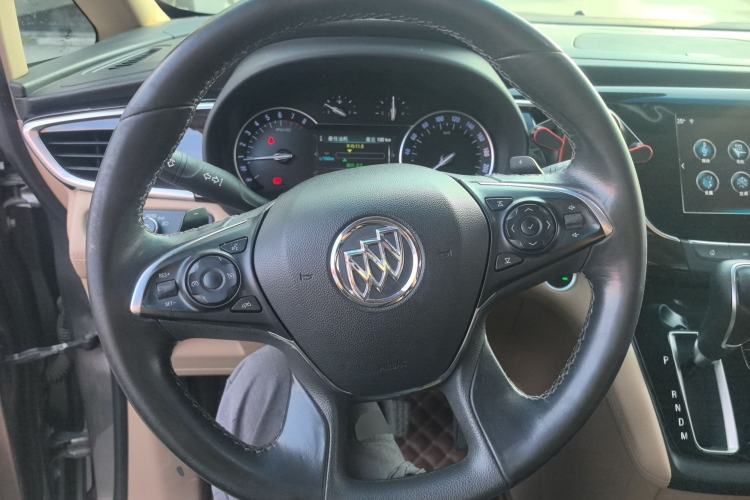 Used Buick GL8 2018 ES 28T Luxury Model China VI Standard Steering Wheel