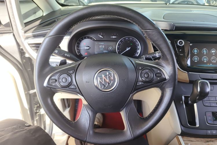 Used Buick GL8 2018 ES 28T Comfort Model China VI Standard Steering Wheel