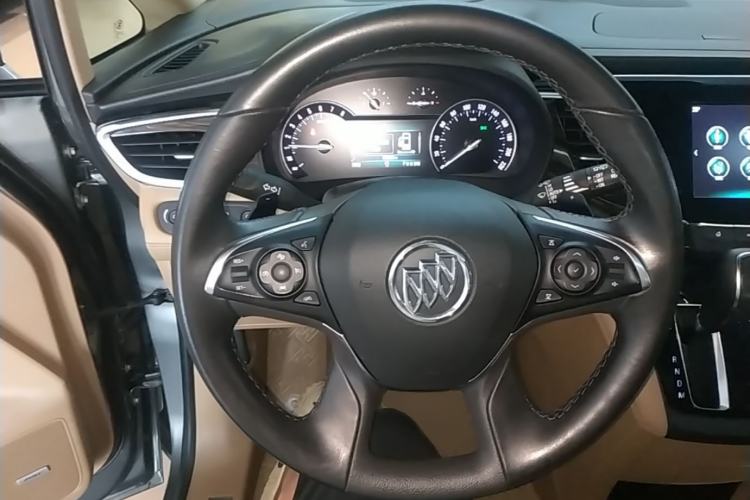 Used Buick GL8 2018 ES 28T Flagship Model China VI Standard Steering Wheel