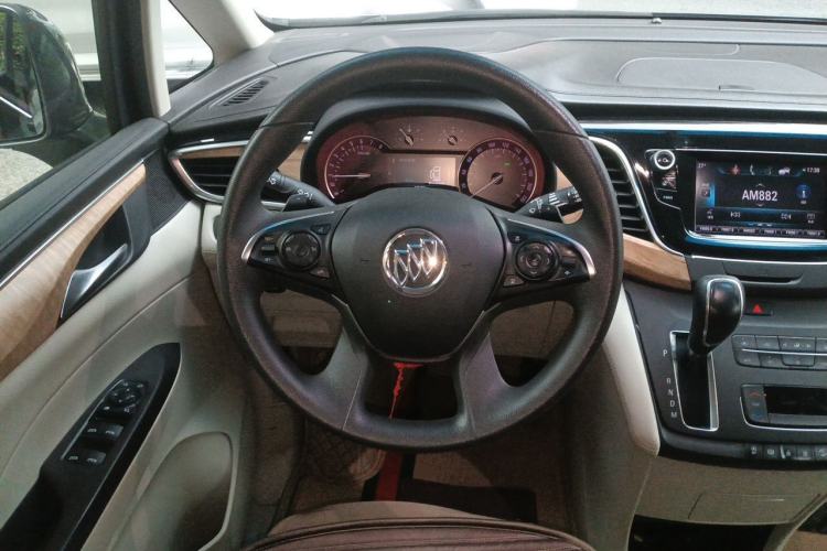 Used Buick GL8 2018 ES 28T Comfort Model China VI Standard Steering Wheel