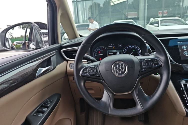 Used Buick GL8 2018 ES 28T Luxury Model China VI Standard Steering Wheel
