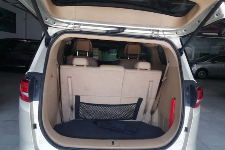 Used Buick GL8 2018 ES 28T Luxury Model China VI Standard Trunk
