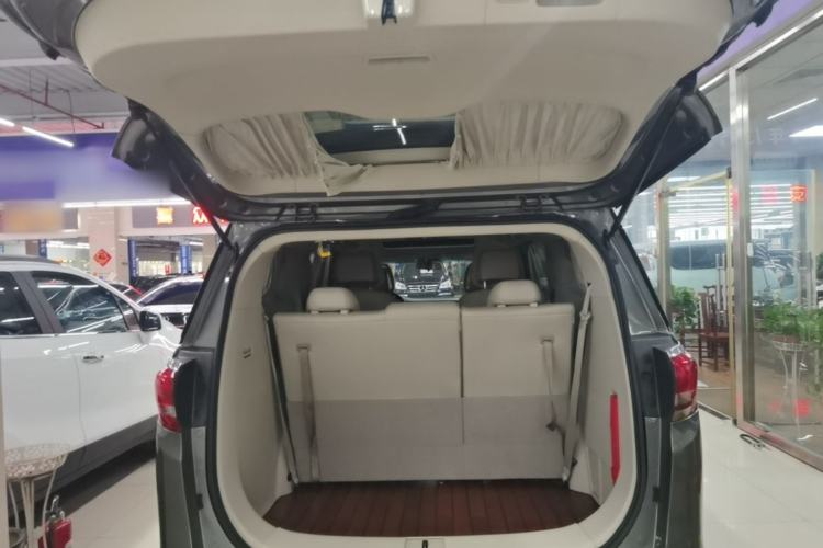 Used Buick GL8 2018 ES 28T Comfort Model China VI Standard Trunk
