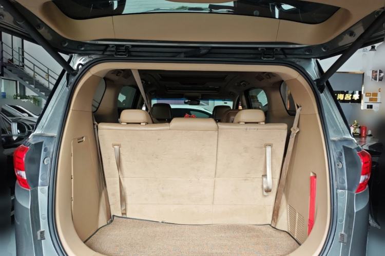 Used Buick GL8 2018 ES 28T Flagship Model China VI Standard Trunk