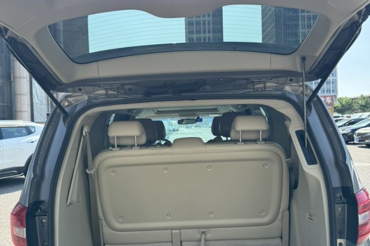Used Buick GL8 2018 28T Prestige Version China VI Standard Trunk