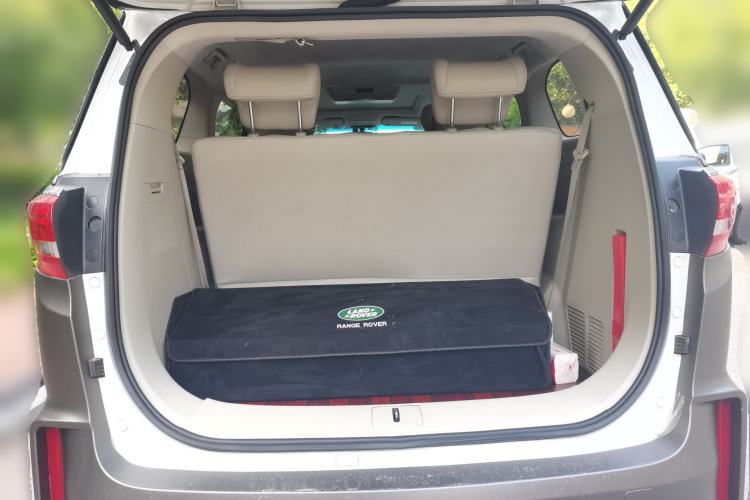 Used Buick GL8 2018 ES 28T Comfort Model China VI Standard Trunk
