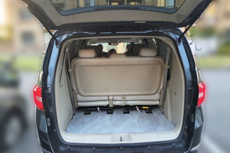 Used Buick GL8 2018 28T Luxury Model China VI Standard Trunk